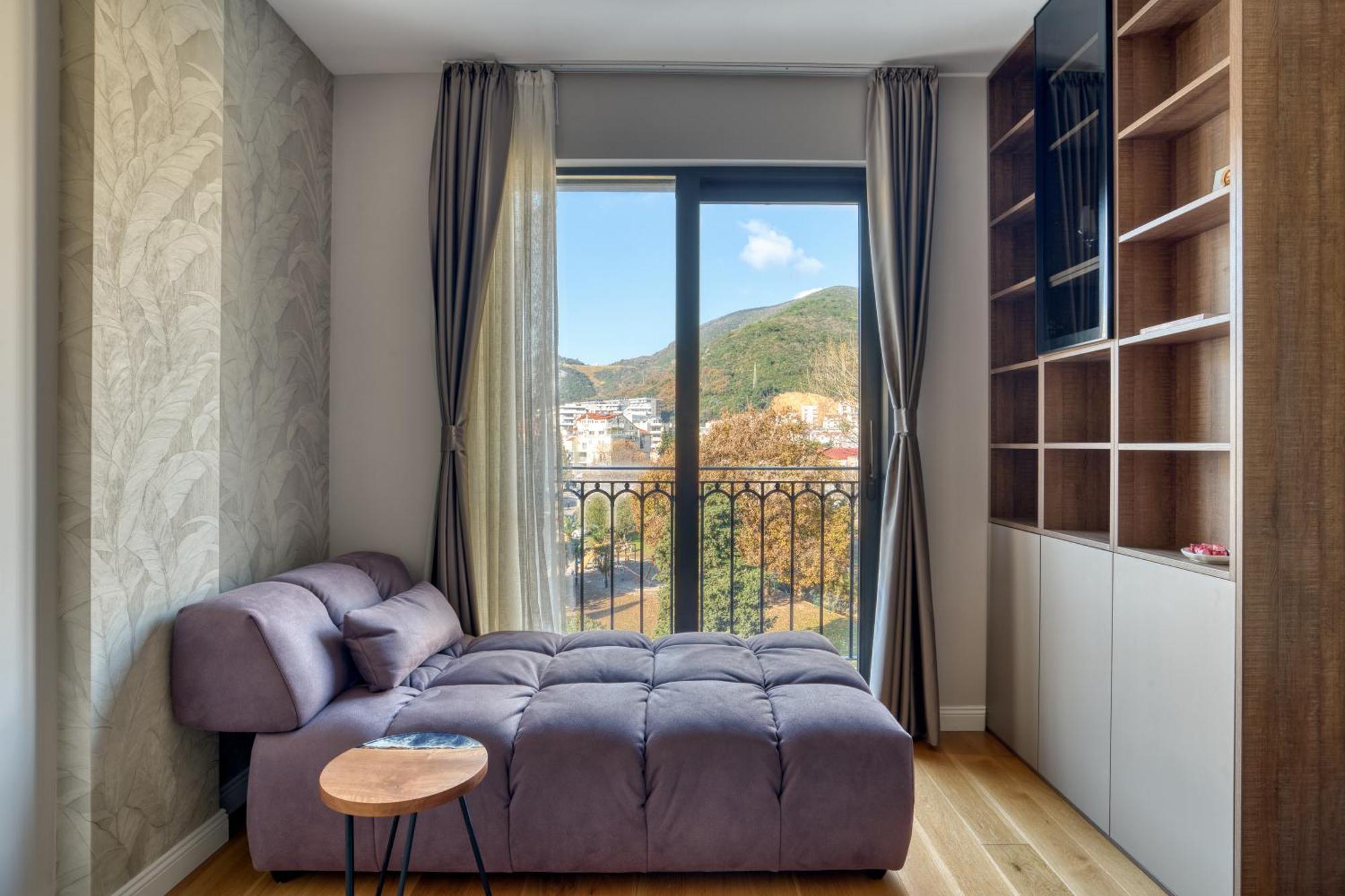 Lola Budva